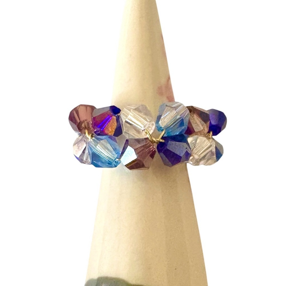 Austrian Crystal Hand Wired Ring Size 7-8 - Picture 2 of 7